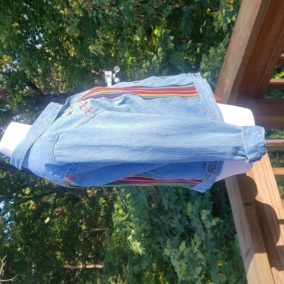 Tantrums boho Aztec tribal Mexican art Jean jacket medium - Picture 4 of 8